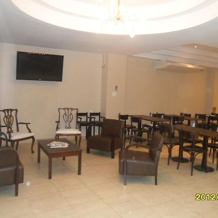 Destino Real Hotel Buenos Aires Exteriör bild