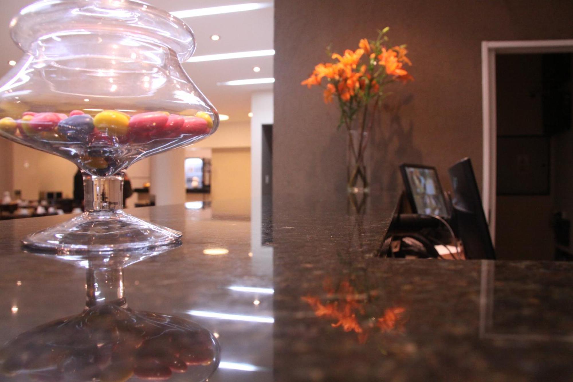 Destino Real Hotel Buenos Aires Exteriör bild