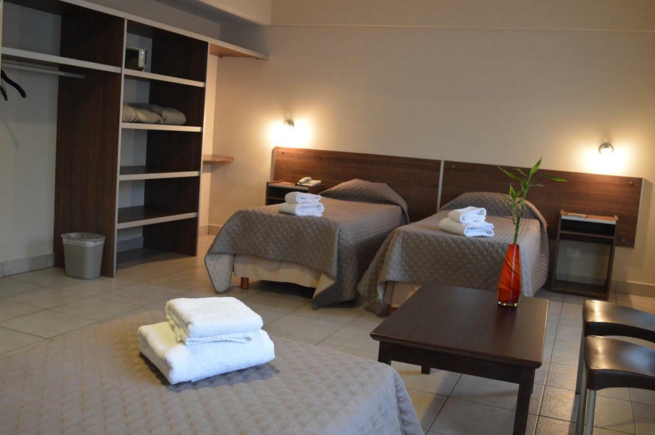 Destino Real Hotel Buenos Aires Exteriör bild